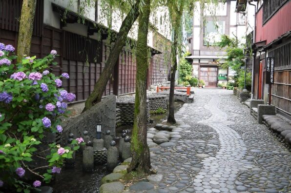 郡上　やなか水のこみち