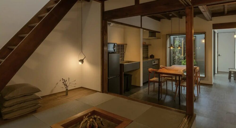 古灯　内観　郡上八幡　一棟貸し宿