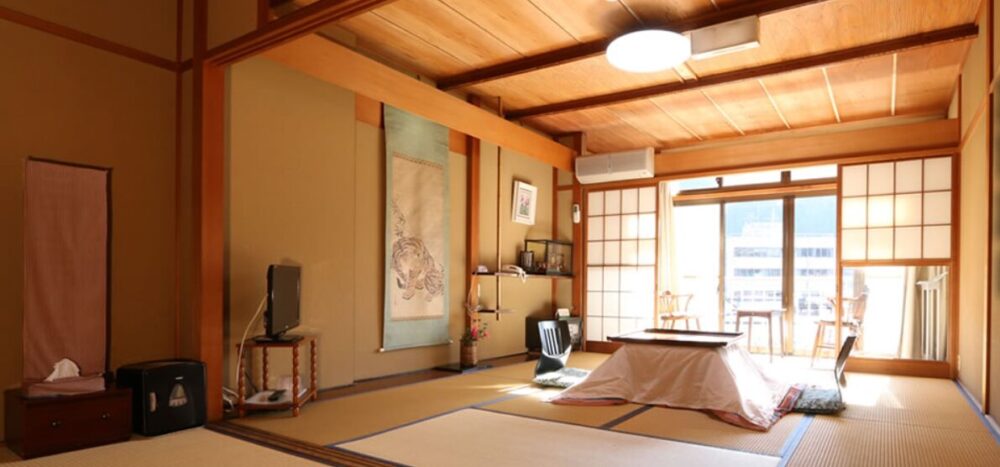 みはらや旅館　郡上八幡　内観　客室