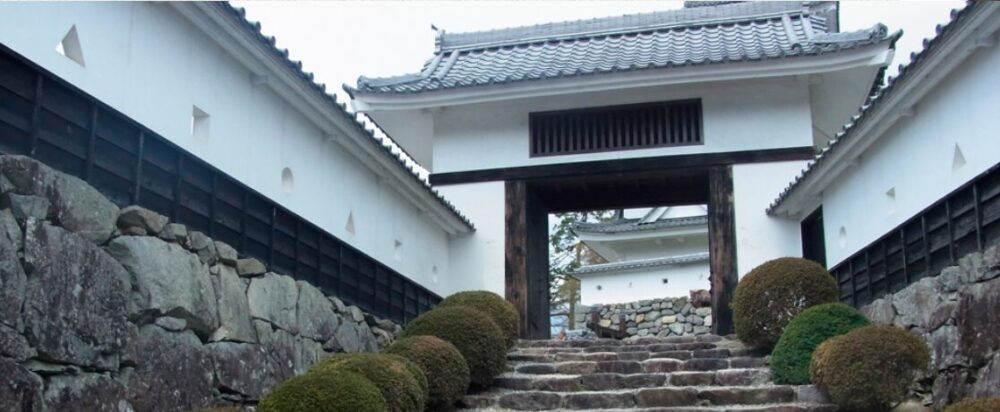 郡上八幡　観光地　郡上八幡城　城門