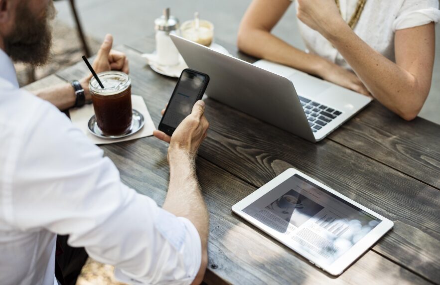 会議　話し合い