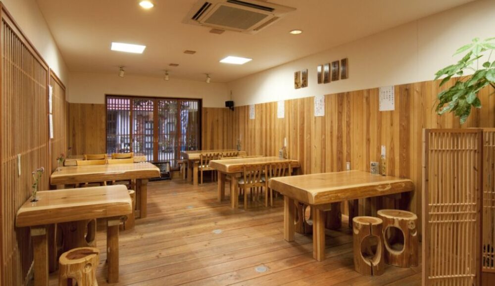 郡上八幡 蕎麦正まつい 店舗内観