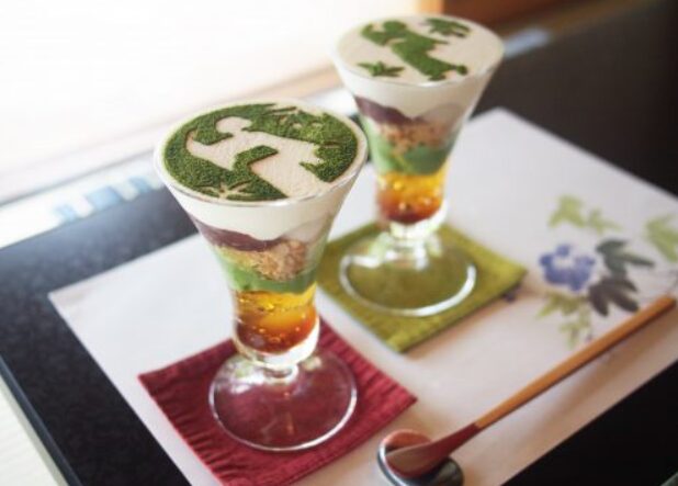 郡上八幡　宗祇庵　抹茶パフェ　郡上おどりアート